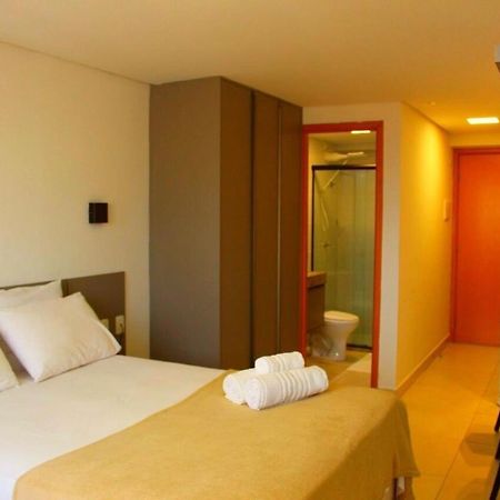 Flat Manaira Apart Hotel Joao Pessoa Exterior photo